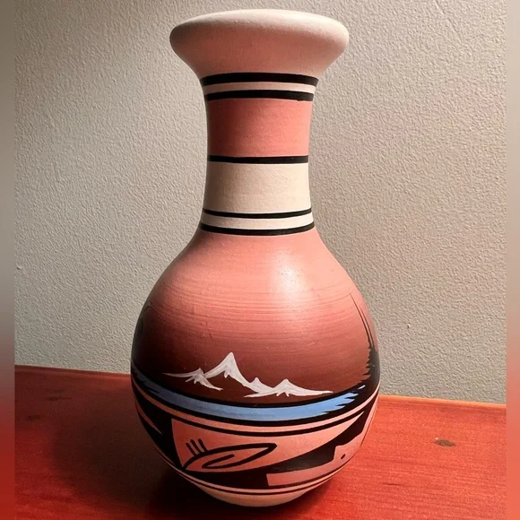 Cedar Mesa Signed hand-painted Pottery Bud Vase Desert Rainbow End of the trail - Picture 5 of 10